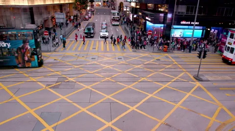 BUSES TRAMS ON DES VOEUX CENTRAL HONG KONG CHINA Stock-Footage 67941565
