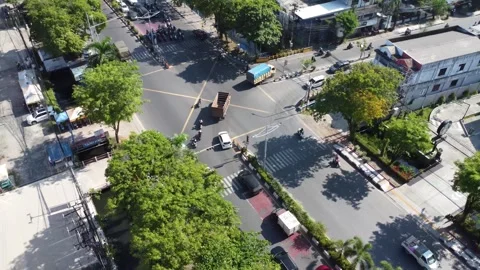 The busiest traffic light intersection in Banjarmasin, the intersection ent.. Stock Footage 314786514
