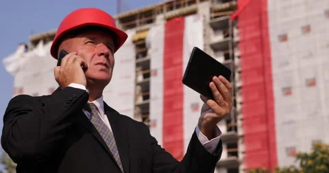 Business Builder Manager Inspect Construction Site Talking Phone Looking Tablet 스톡 동영상 55341042