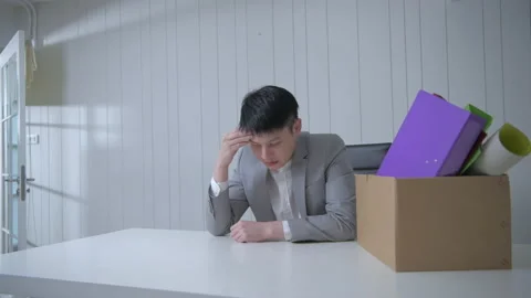 Business concept of 4k Resolution. The manager is encouraging the staff in th Stock Footage 153984758