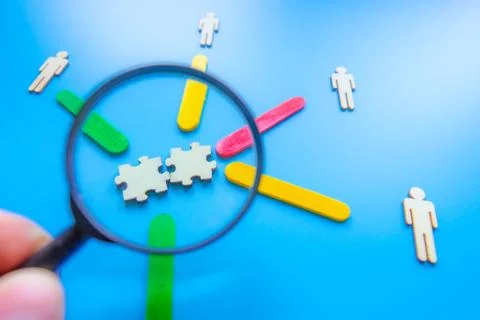 Business concept, trying to find a solution to a problem by arranging and mat Foto stock