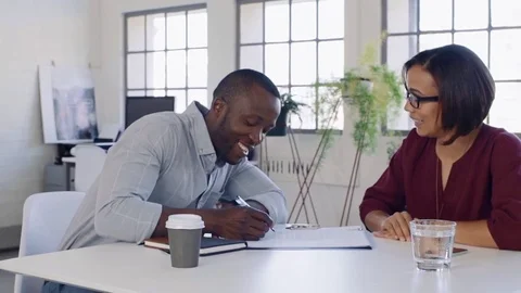 Business contract signing Stock Footage 73223316