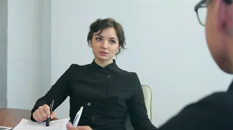 Business conversation Video stock 51166691