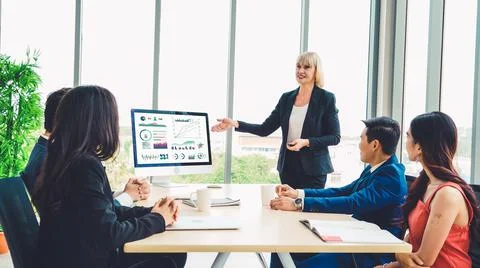 Business data dashboard analysis by ingenious computer software 스톡 사진