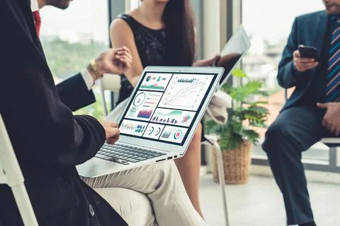 Business data dashboard analysis by ingenious computer software 스톡 사진
