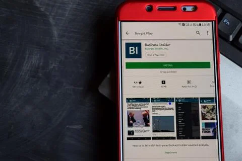 Business Insider dev app on Smartphone screen. Stock-Fotos