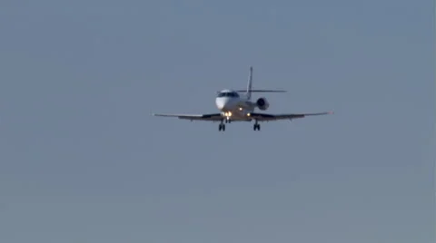 Business jet descending, close shot Stock Footage 59477537