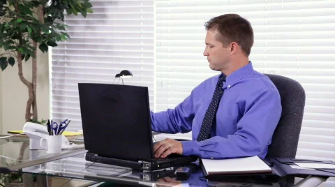 Business man dolly Stock Footage