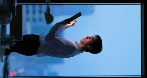Business man uses tablet Stock Footage 224659707