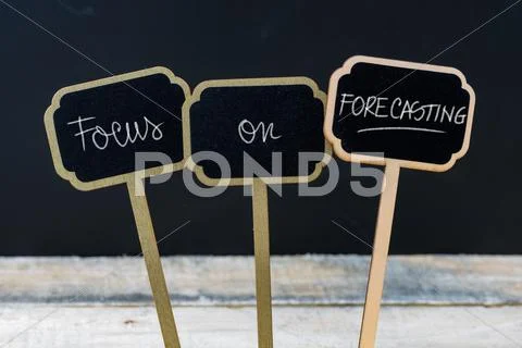 Business message FOCUS ON FORECASTING Stock Photos