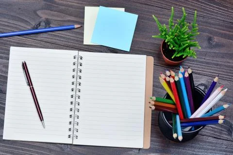 Business objects on wooden table Foto stock