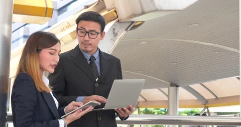 Business Partner using digital tablet online meeting team Partnership Видео 264547986