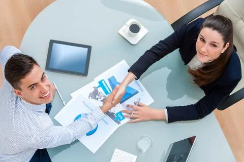 Business partners closing a deal. Foto stock