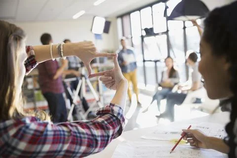 Business people shooting video tutorial Foto stock