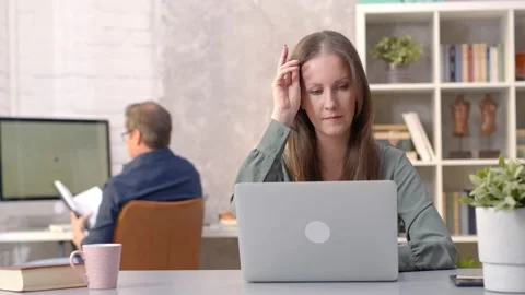 Business people working in office with computer 스톡 동영상 150831664