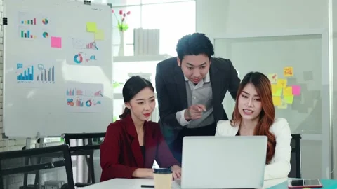 Business people working in the office Stock Footage 235337625