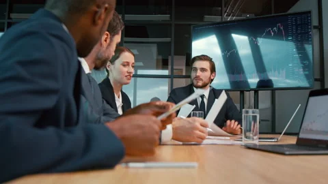 Business people working using technology in the office Stock Footage 171337286