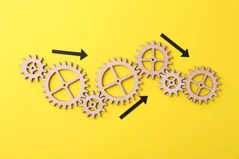 Business process organization and optimization. Scheme with wooden figures .. Stock Photos