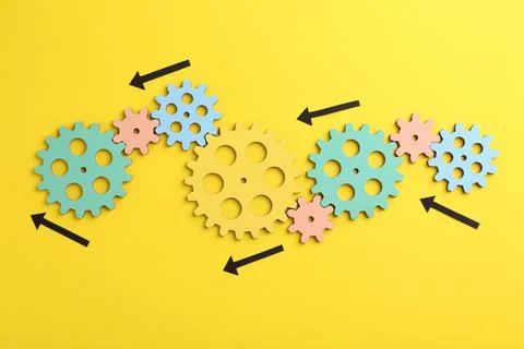 Business process organization and optimization. Scheme with wooden figures .. 스톡 사진