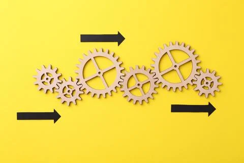 Business process organization and optimization. Scheme with wooden figures .. Stock Photos