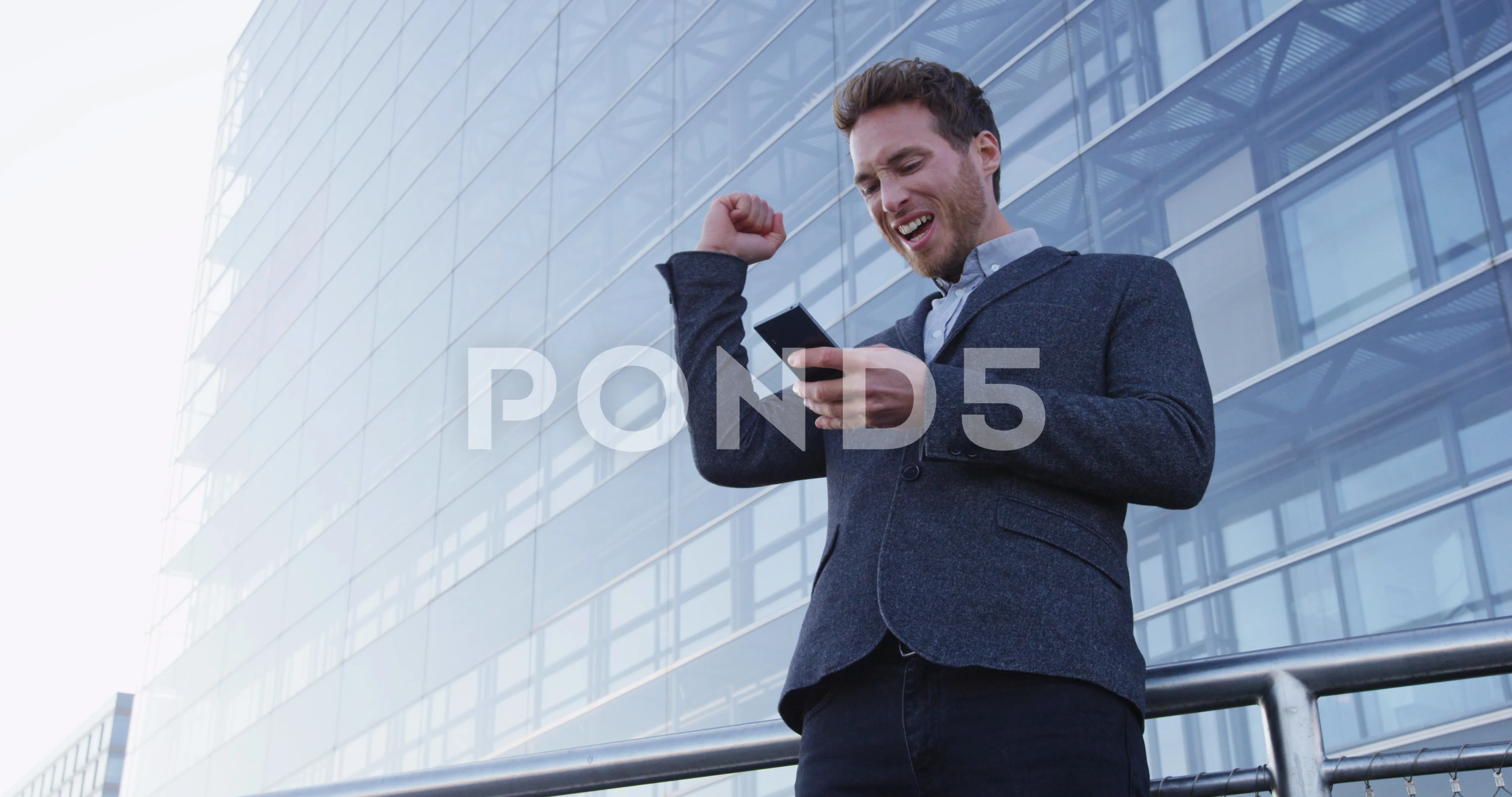 Получил возможность. Businessman. Successful Business. Happy businessman. Success click businessman.