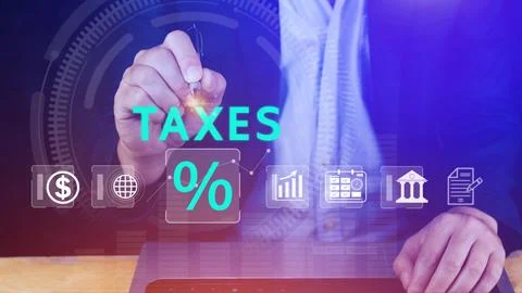 Business using computer to complete Individual income tax return form onlin.. Stock Photos