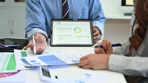 Business using a tablet and stylus for project planning. Perfect for digita.. Stock Footage 313461457
