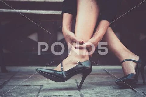 Business woman hurt ankle. Stock Photos