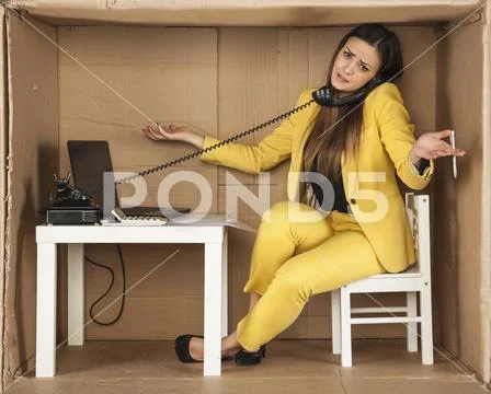 Business woman throws up his hands in a gesture of ignorance Stock Photos