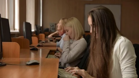 Business woman working on the computer Stock Footage