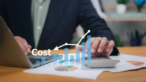 Businessman analyzing cost optimization and expense management with data an.. Foto stock