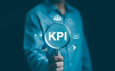 Businessman analyzing key performance indicators (KPI). Foto stock