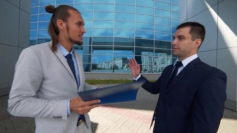 Businessman breaks the contract with such a partner 스톡 동영상 77741273