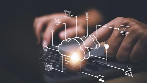 Businessman with cloud computing diagram show on hand. Cloud technology. Da.. Fotos Stock
