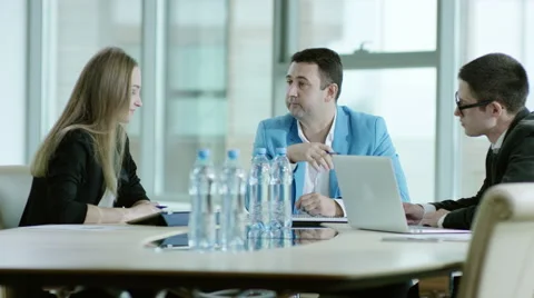 Businessman discussing a project Stock Footage 67258249