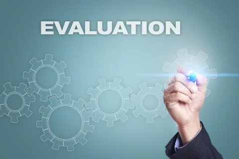 Businessman drawing on virtual screen. evaluation concept. Фото