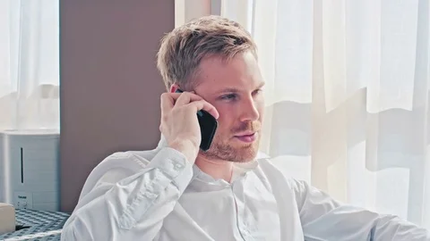 Businessman During Break Vidéo 78698337