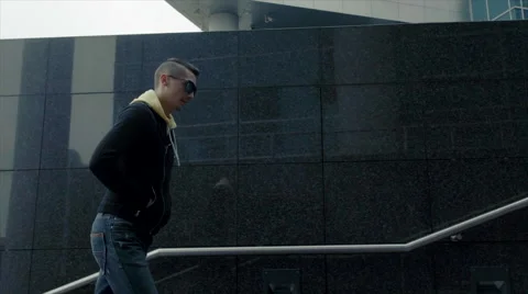 Businessman going up. Video stock 61799439