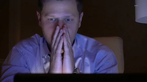 Businessman looking at the screen Stock Footage 69747589