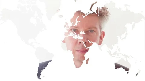 Businessman looking through a map of the world Video stock 80932204