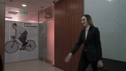 Businessman meeting visiting client at elevator hall. Video stock 133547345