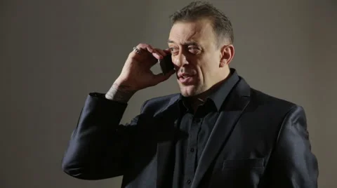 Businessman negotiating a deal. the boss gives instructions to employees Stock Footage 59795529