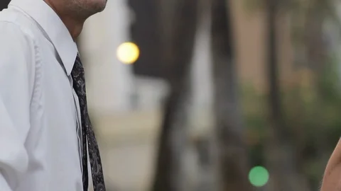 Businessman nodding. 스톡 동영상 88371278