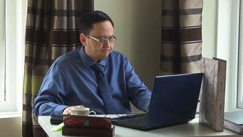 Businessman at office Video stock 88696505