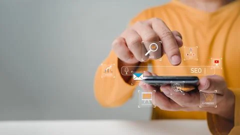 Businessman Search On Virtual Screen Data Search Technology Search Engine O.. Stock Photos