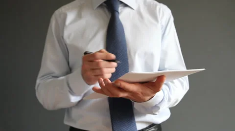 Businessman signing documents Video stock 31728952