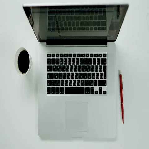 Businessman sing computer Stock Footage 69390413