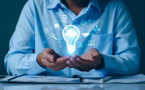 Businessman using cloud technology connect business data. Cloud computing c.. Foto stock