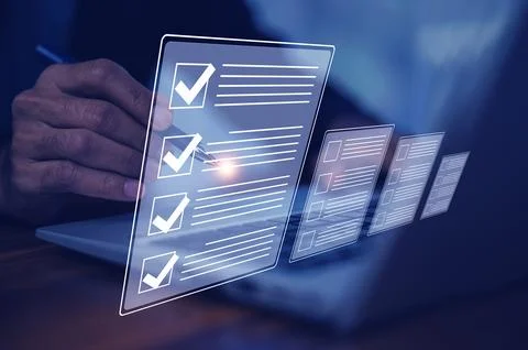 Businessman using computer for DMS documents management and ERP software fo.. 스톡 사진