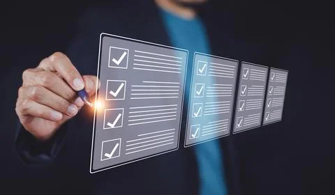 Businessman using computer for DMS documents management and ERP software fo.. Foto stock